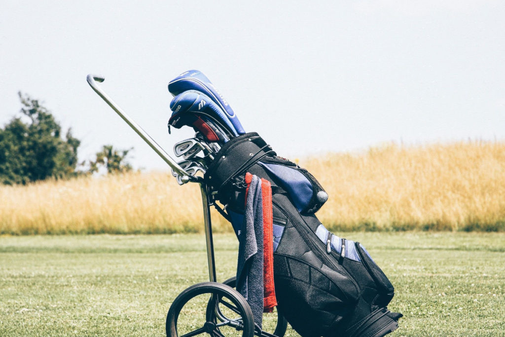 golf bag on cart